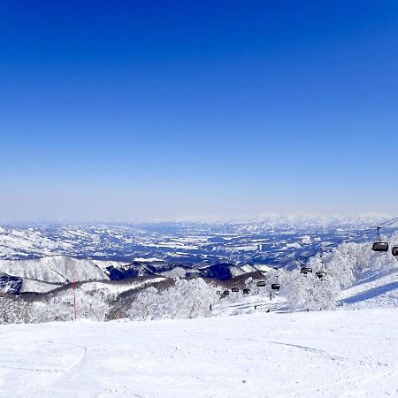 Kawatatsu Hotel Nozawaonsen Buitenkant foto