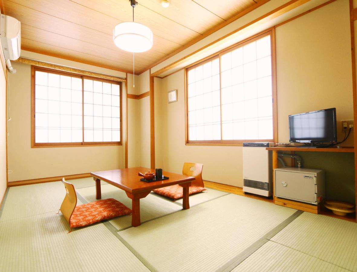 Kawatatsu Hotel Nozawaonsen Buitenkant foto