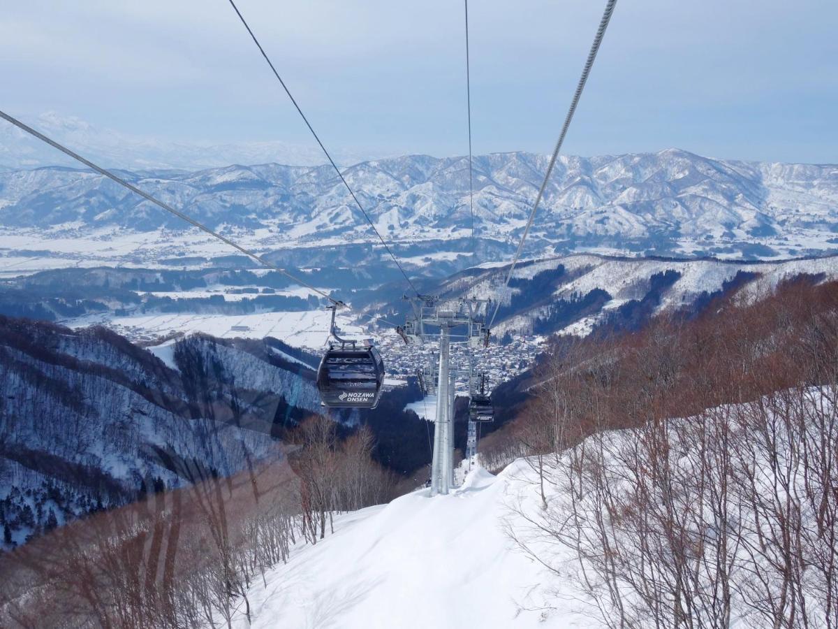 Kawatatsu Hotel Nozawaonsen Buitenkant foto